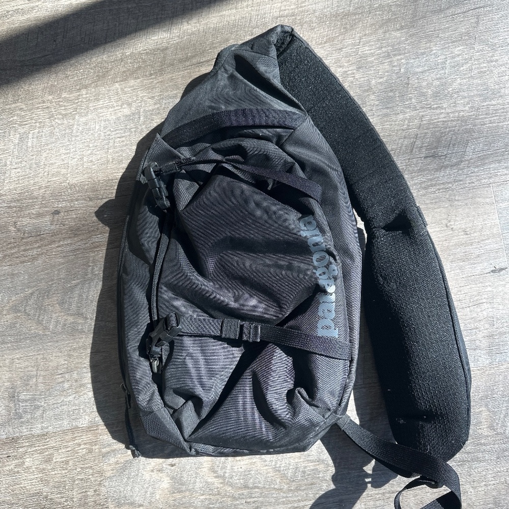 Patagonia Atom Sling bag 8L